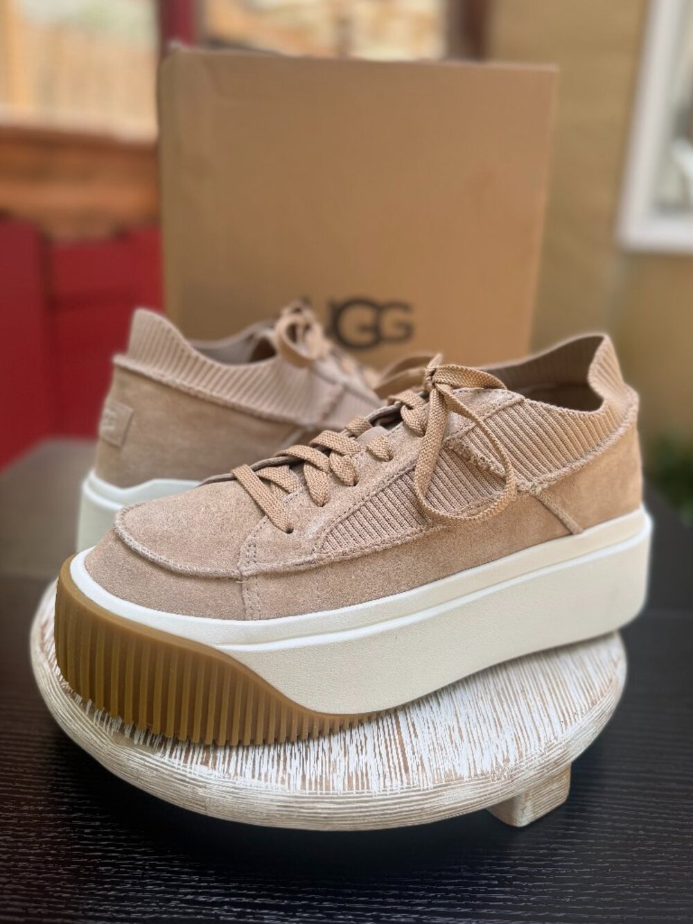 UGG EZ-DUZZIT LACE Platform Sneakers Women's 9 Sand Beige Suede Upper Casual New - Picture 2 of 12